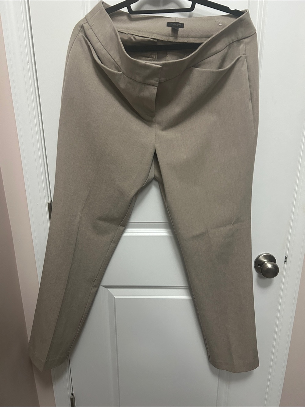 Ann Taylor Women's Tan Straight-Leg Dress Pants